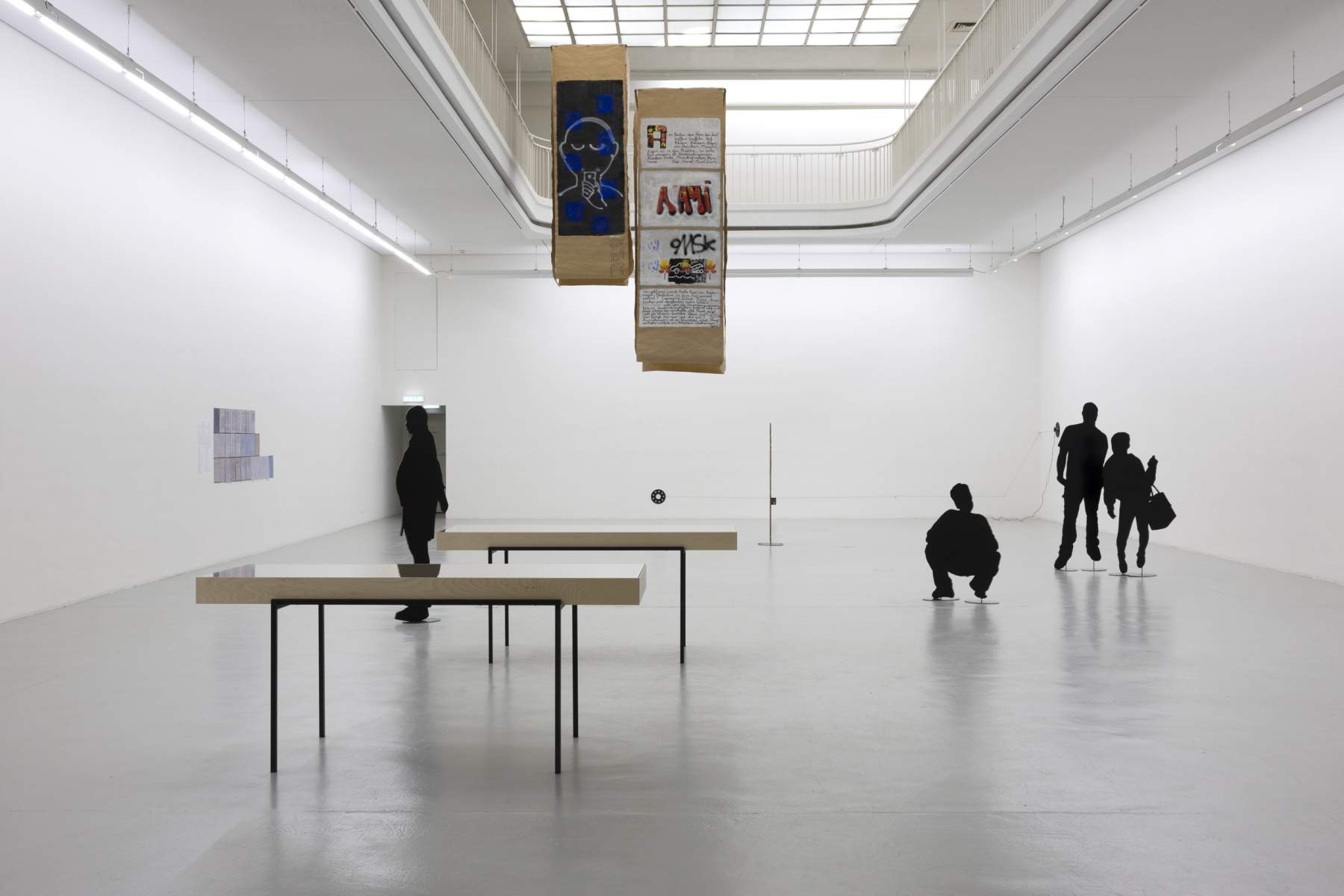 Kirti Ingerfurth, BANNER, 2020–fortlaufend, Installationsansicht Kunstverein
Foto: Gina Folly, © Biennale für Freiburg 2