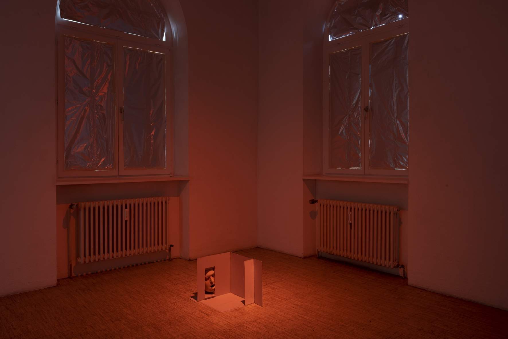 Matt Welch, UNTITLED (THE EATER), 2023, Installationsansicht Kommunales Kino
Foto: Gina Folly, © Biennale für Freiburg 2