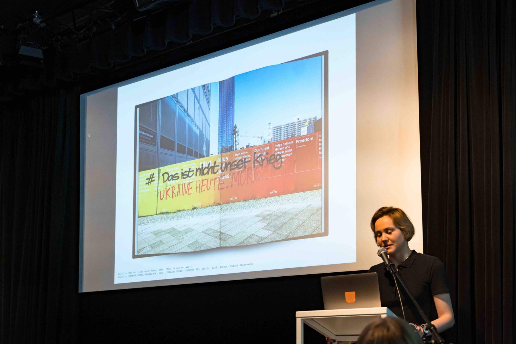 Polina Stohnushko: Spray Democracy: Voices of Resistance.
Foto: Sévérine Kpoti, © Biennale für Freiburg 2